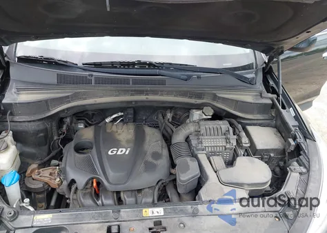 2015 Hyundai Santa Fe Sport 2.4L z USA, uszkodzony, nr VIN 5XYZTDLB6FG234181